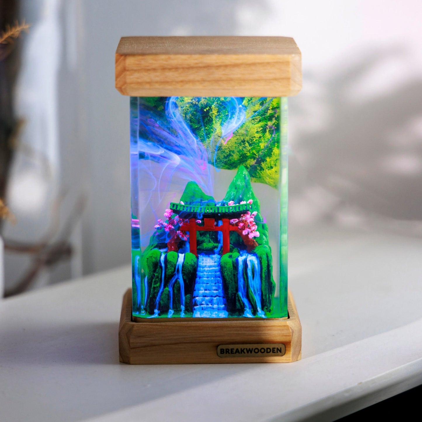 Torri Gate Resin Lamp