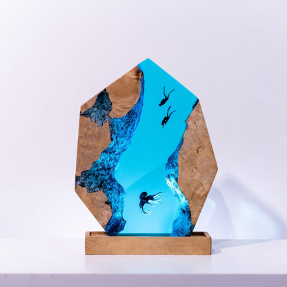 Scuba Diver Resin Lamp Hexagon Stand 2