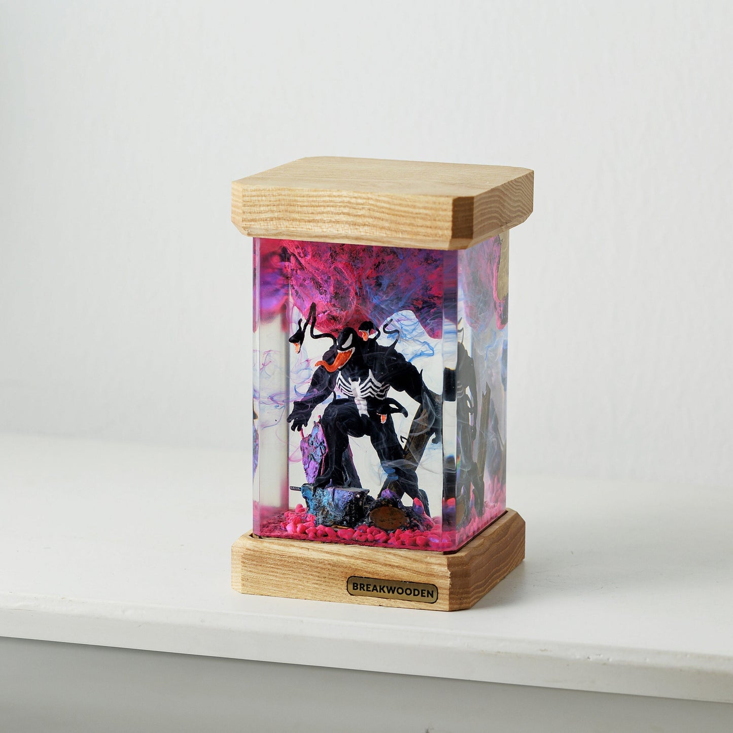 Venom Resin Lamp