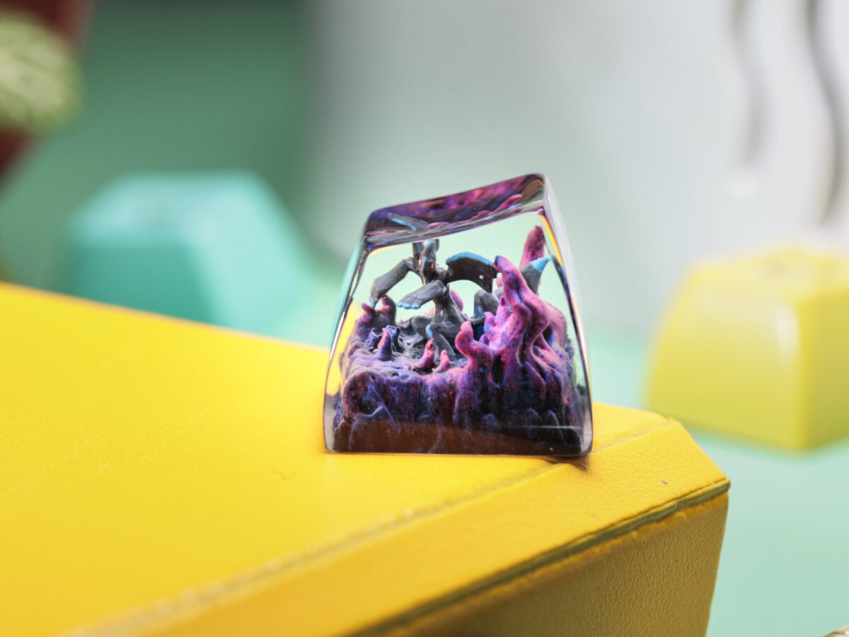 ZEKROM POKEMON – ARTISAN KEYCAP