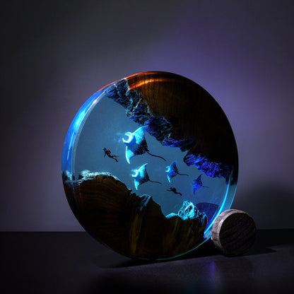 Mariana Trench adventure epoxy lamp