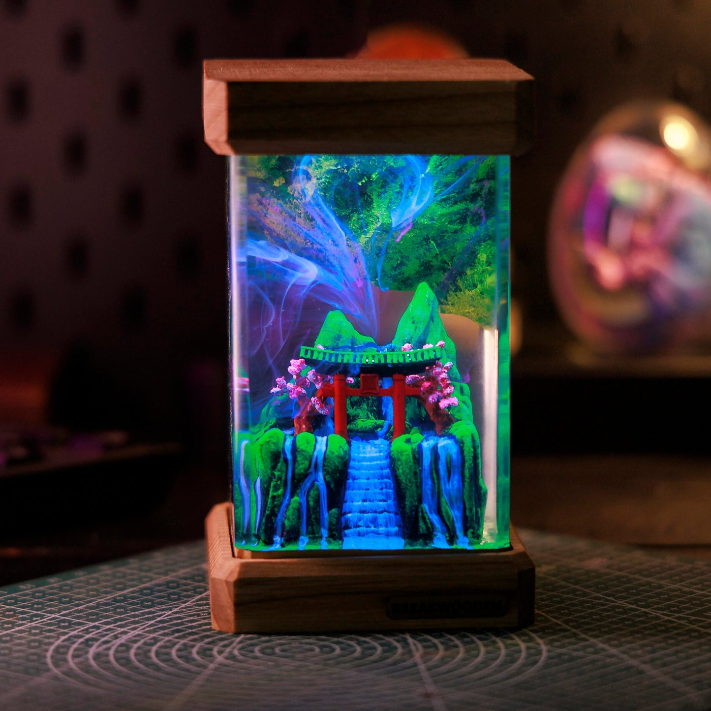 Torri Gate Resin Lamp