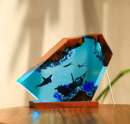 ORCA KILLER WHALE Epoxy Lamp