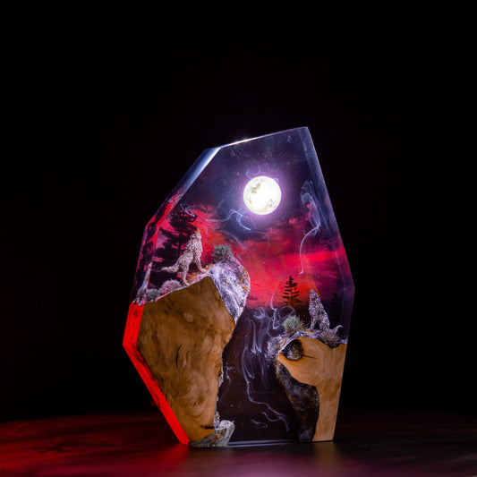 Epoxy Lamp – Custom Night Light Hunter’s Moon