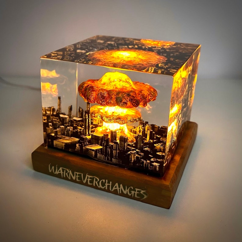 Explosion Atomic Bomb Resin Lamp