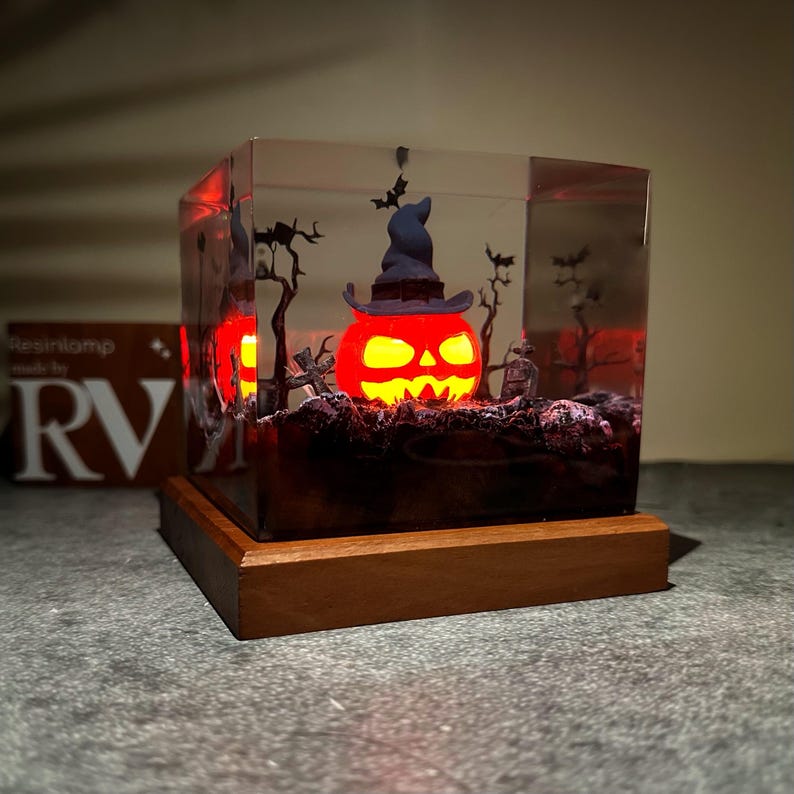 Pumpkin Halloween Resin Lamp