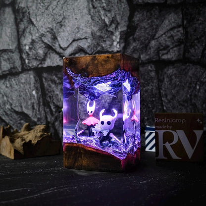 Hollow Knight and Hornet Greenpath Resin Lamp