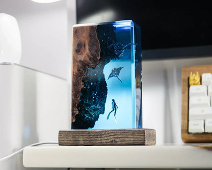 RECTANGLE DEEP RAY SEA – EPOXY LAMP