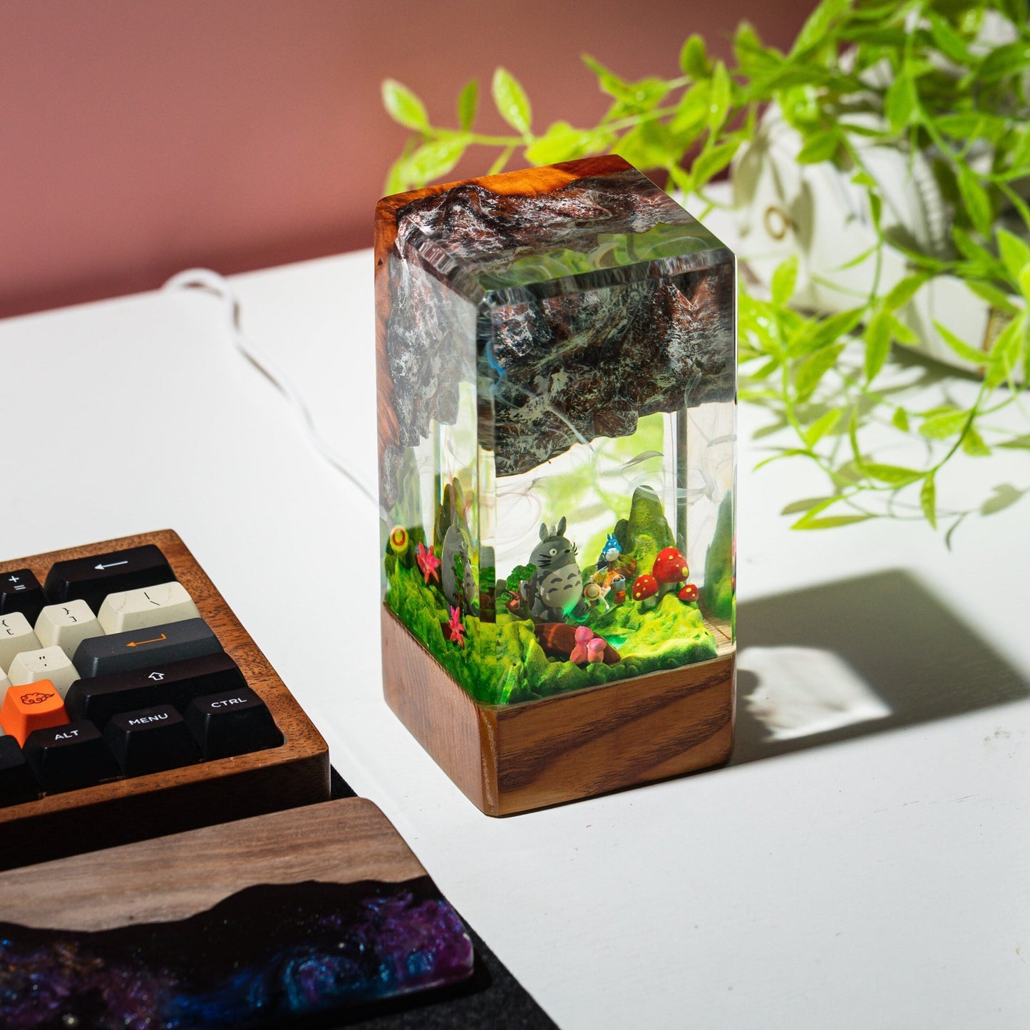 Famous Anime Resin Lamp