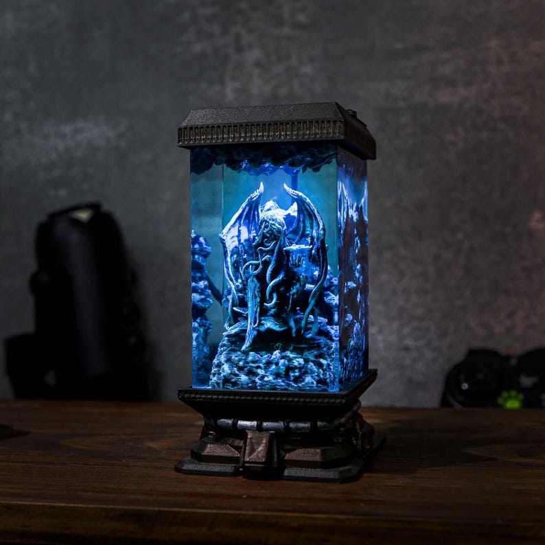 Cthulhu Resin Lamp