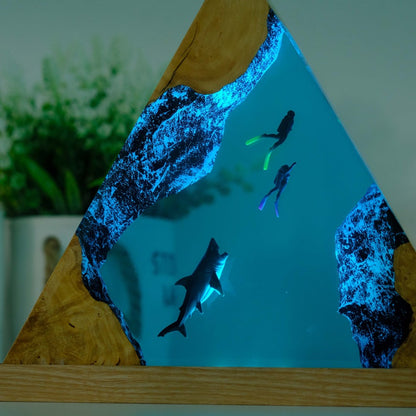 Shark & Diver Resin Epoxy Lamp