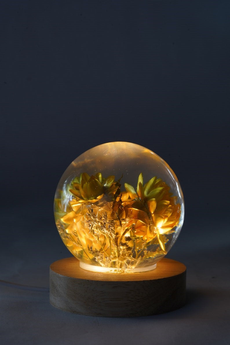 DANDELION / IMMORTAL – EPOXY LAMP