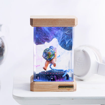 Astronaut Interstellar Resin Epoxy Lamp