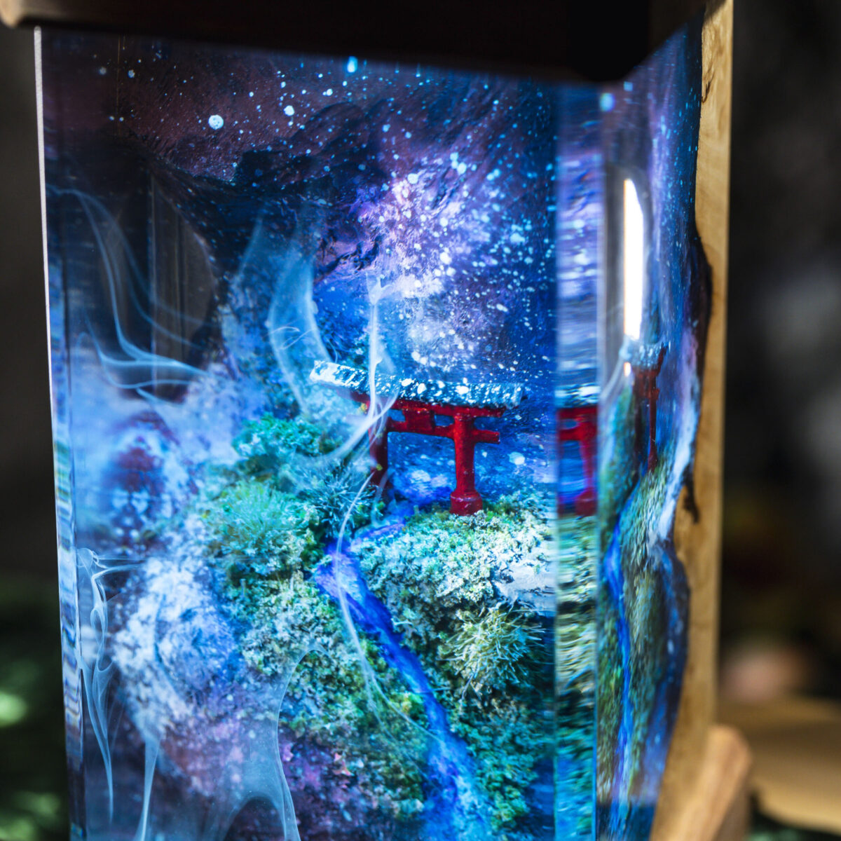 Galaxy Torii Gate Resin Lamp