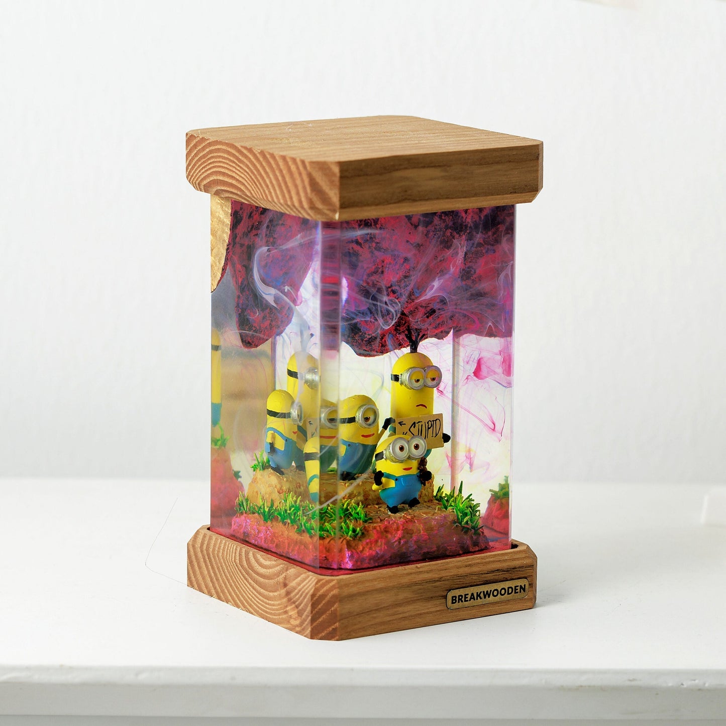 Minions Resin Lamp