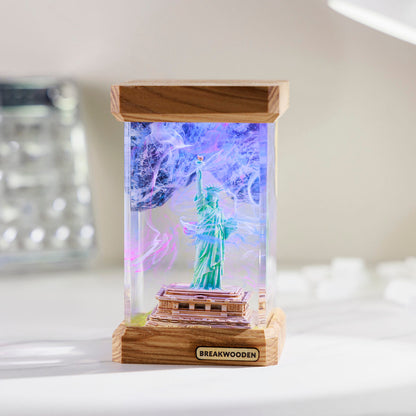 Statue Resin Lamp