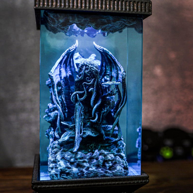 Cthulhu Resin Lamp