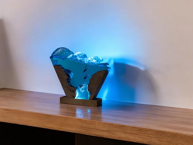 Octopus & Diver Resin Epoxy Lamp