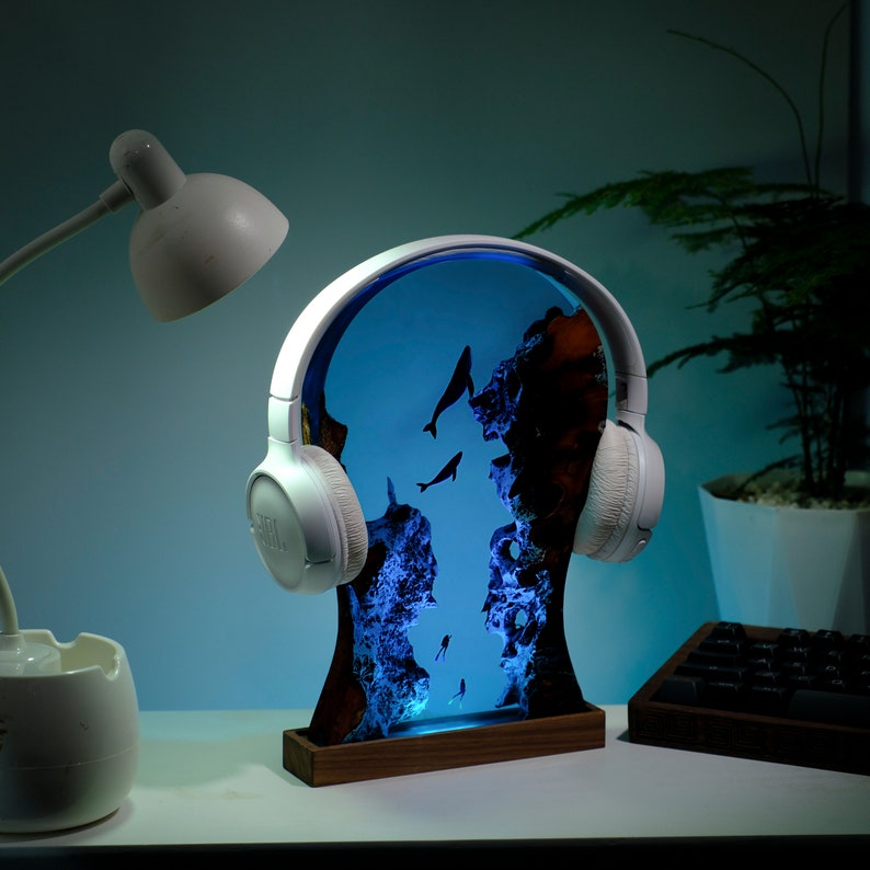 Whale Resin Epoxy Lamp